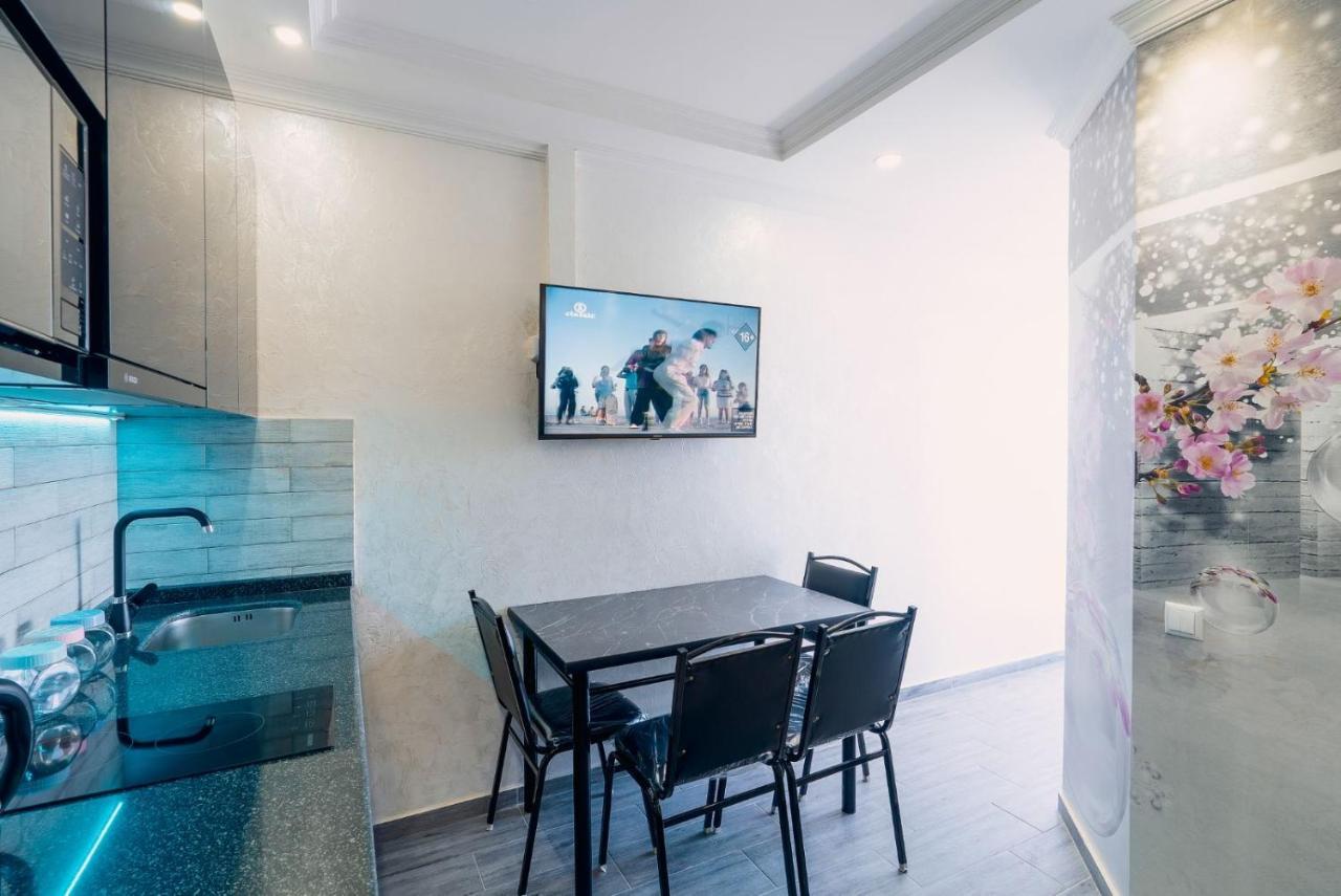 Orbi Beach Tower 2805 Батумі Екстер'єр фото